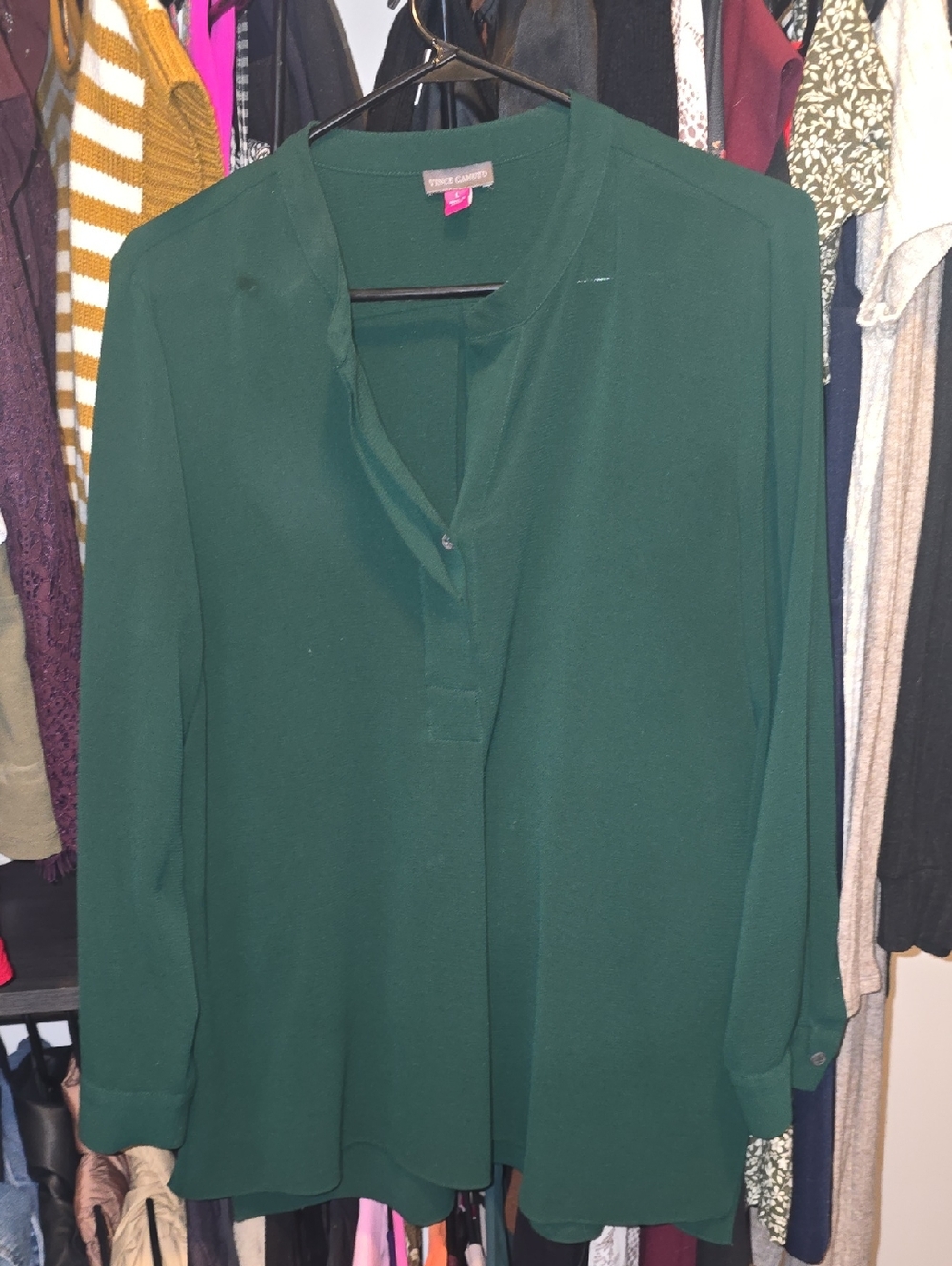 Vince Camuto Green Women’s Split-Neck Blouse
